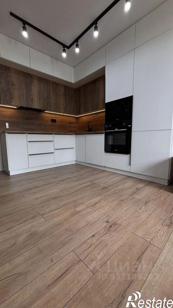 2-комн квартира ул Юркина, 10,  д. 10