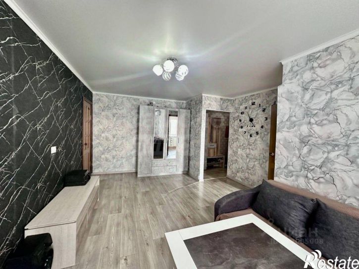 3-комн квартира пр-кт Братьев Коростелевых, 153,  д. 153