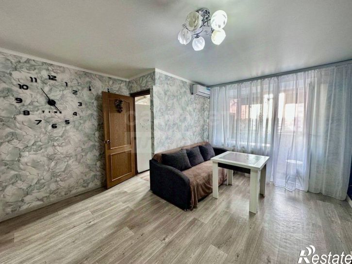3-комн квартира пр-кт Братьев Коростелевых, 153,  д. 153