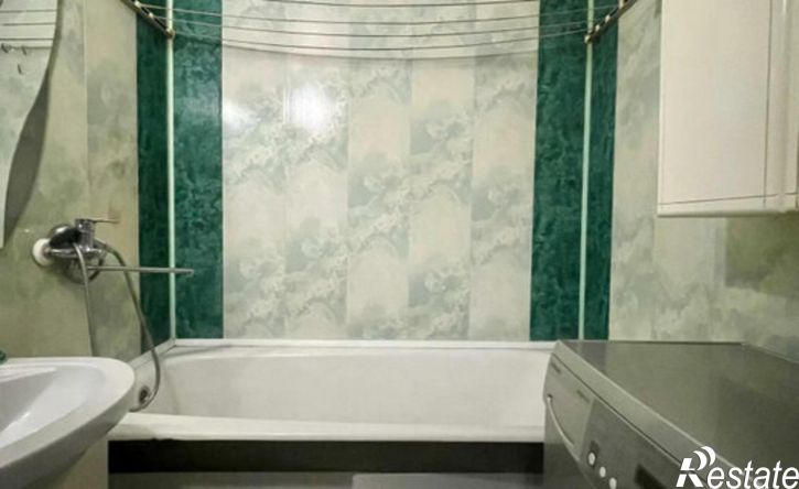 3-комн квартира ул Карагандинская, 104,  д. 104