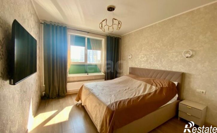 2-комн квартира ул Ильи Глазунова, 8,  д. 8