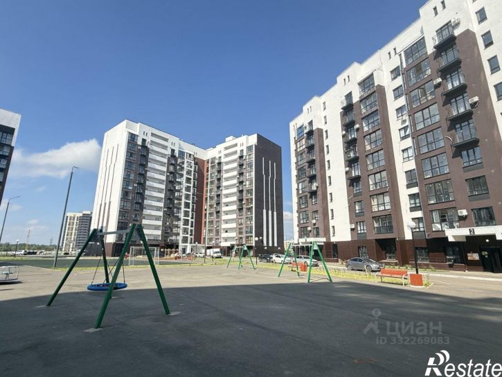 2-комн квартира ул Ильи Глазунова, 21,  д. 21