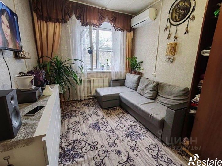 Комната ул Конституции СССР, 6,  д. 6
