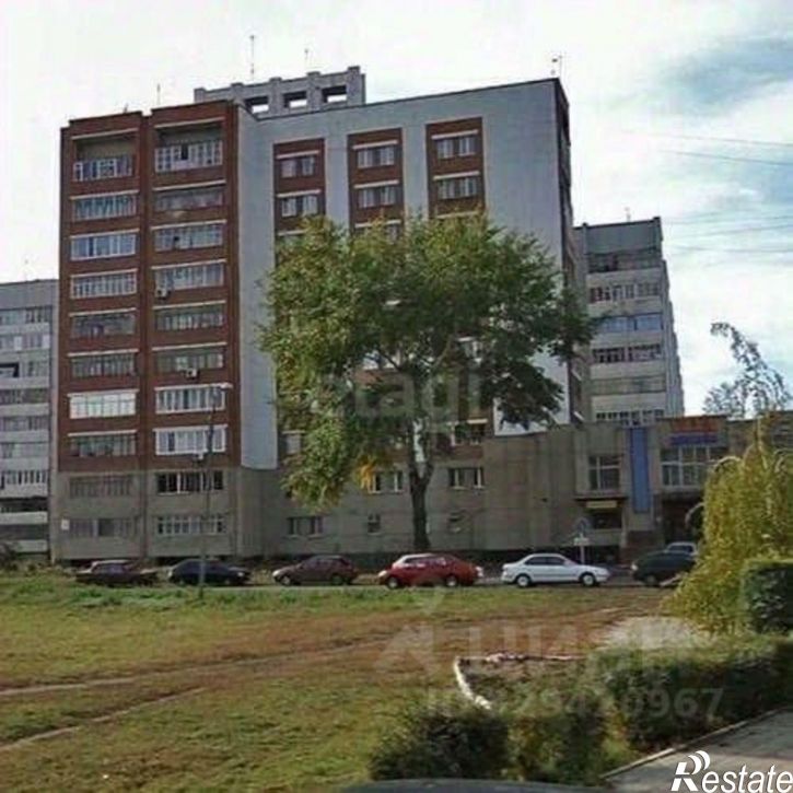 3-комн квартира ул Конституции СССР, 9,  д. 9
