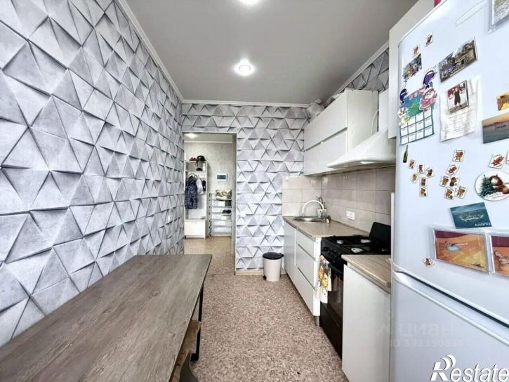 3-комн квартира ул Туркестанская, 45,  д. 45