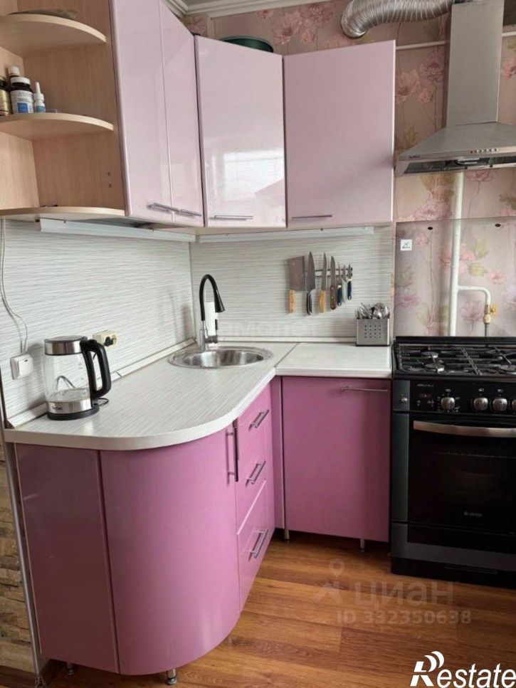 4-комн квартира ул Туркестанская, 19,  д. 19