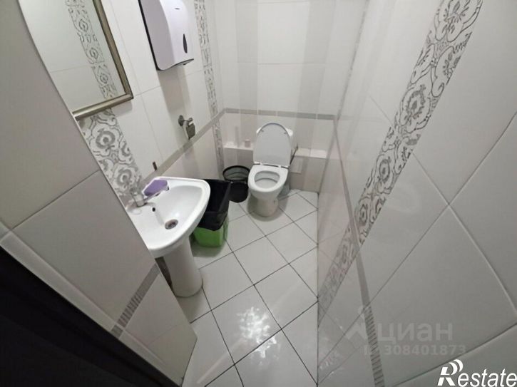 Отдельное здание проспект Братьев Коростелёвых, 28