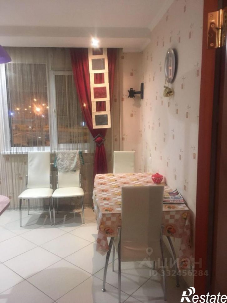 3-комн квартира ул Салмышская, 64,  д. 64