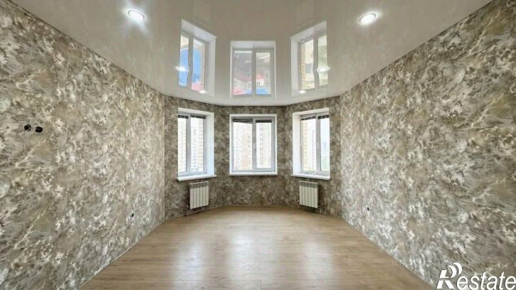 3-комн квартира ул Салмышская, 67/4,  д. 67/4