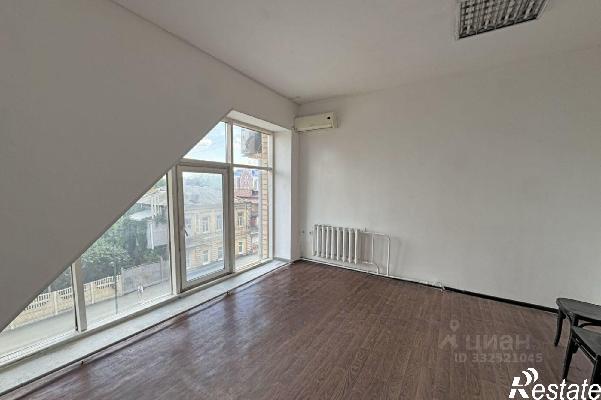 Купить офис, помещение под офис за 4 995 060 рублей на ул Максима Горького, 8