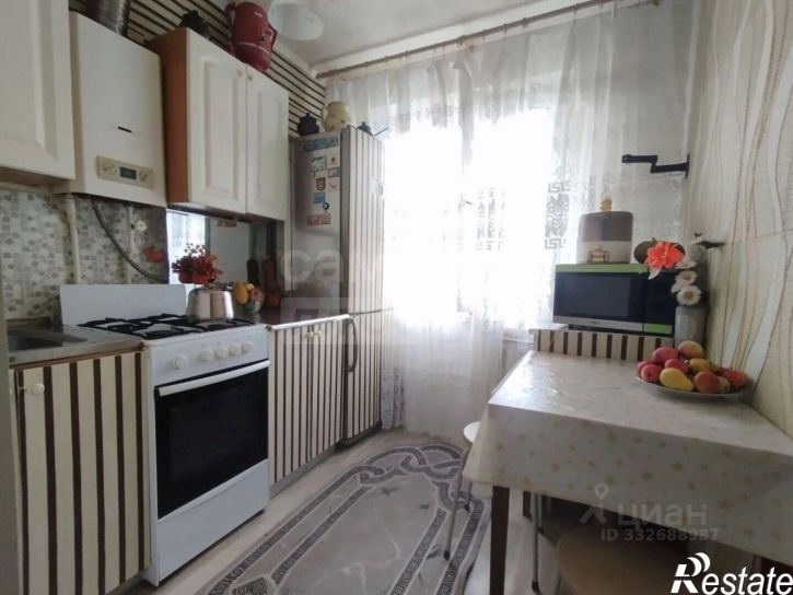 3-комн квартира ул Карагандинская, 100,  д. 100