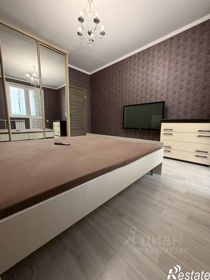 3-комн квартира ул Поляничко, 10,  д. 10