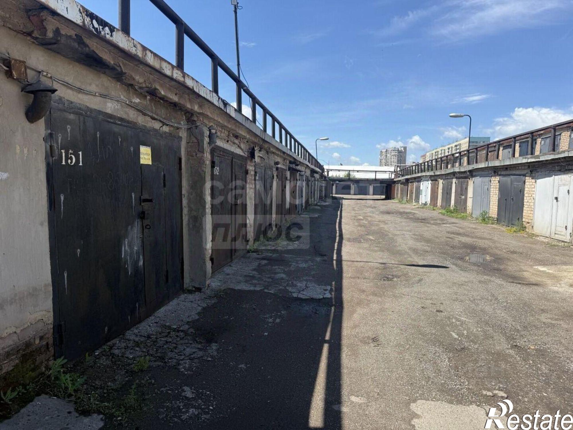 Купить гараж, место в паркинге за 490 014 рублей на ул Потехина, 13