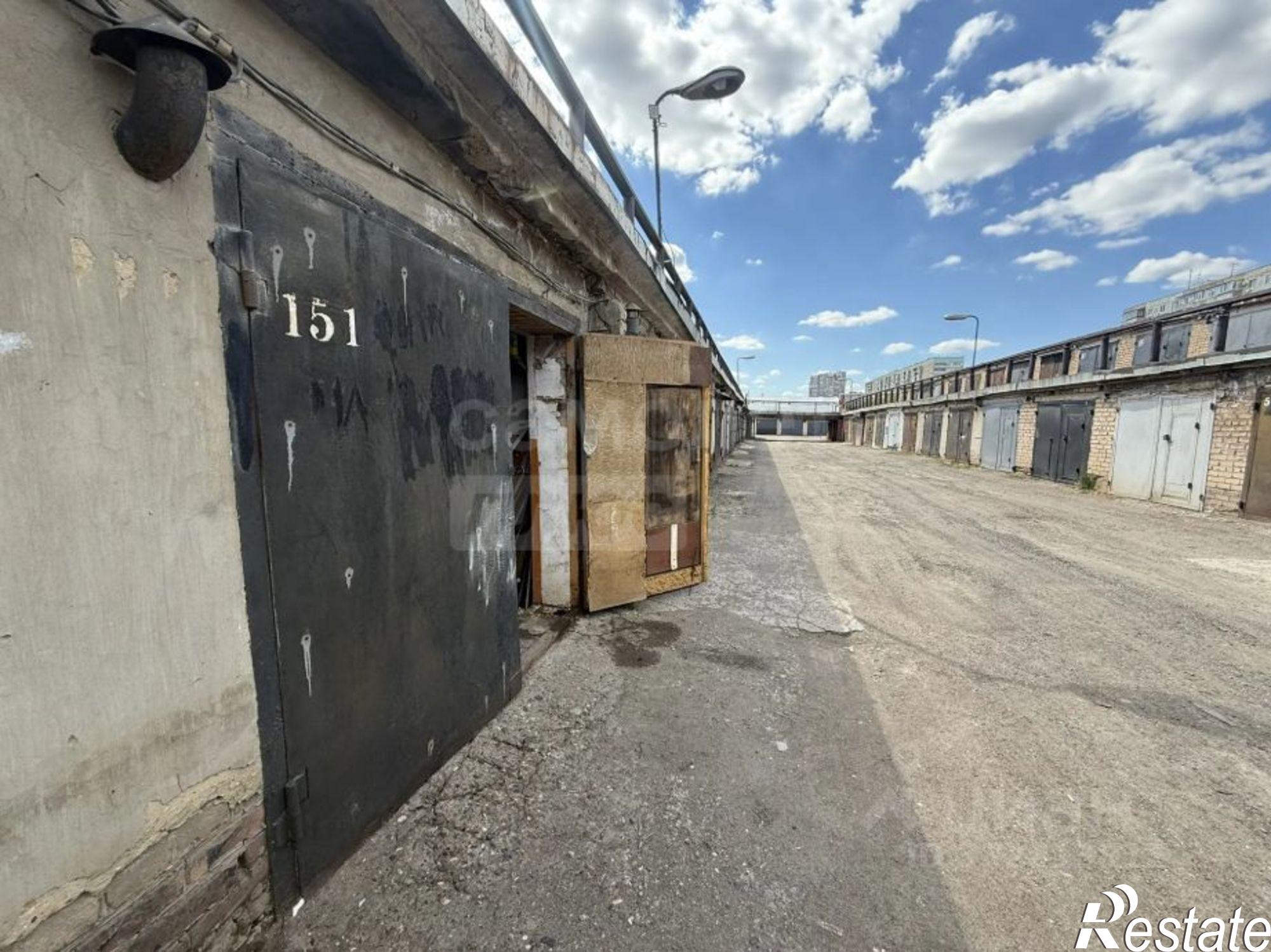 Купить гараж, место в паркинге за 490 014 рублей на ул Потехина, 13