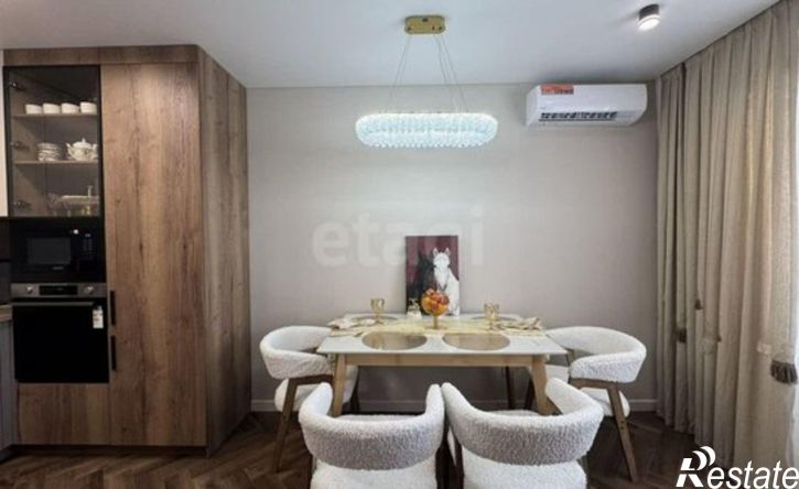 3-комн квартира ул Поляничко, 11/6,  д. 11/6