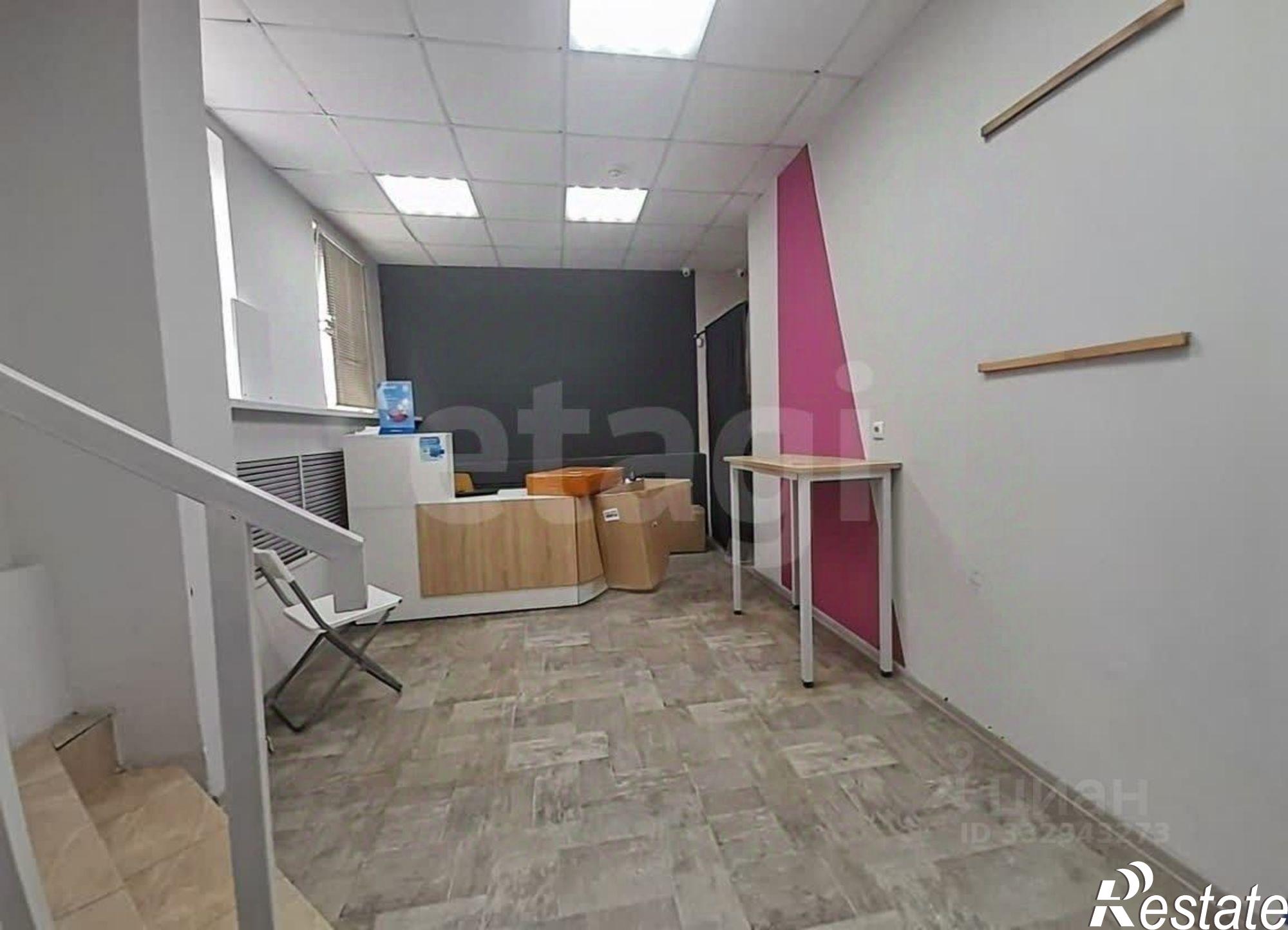 Купить офис, помещение под офис за 4 500 000 рублей на ул Постникова, 30