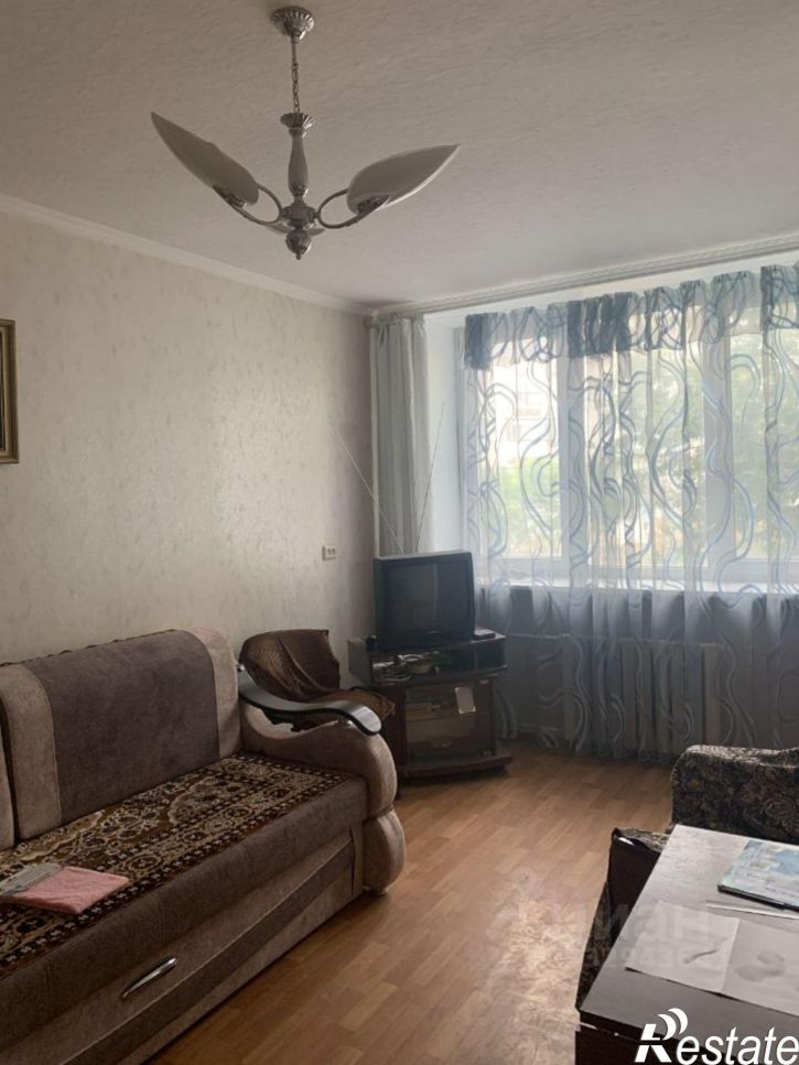 3-комн квартира пр-кт Победы, 2,  д. 2