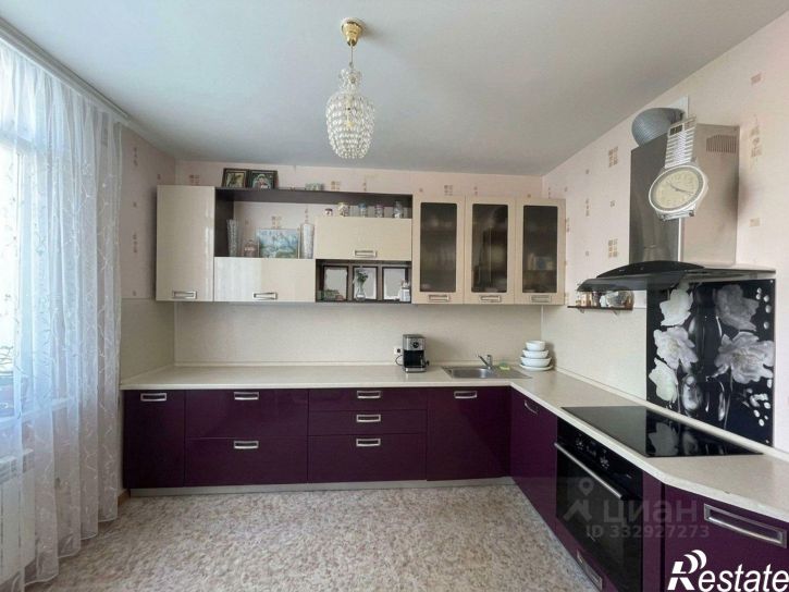 3-комн квартира ул Салмышская, 70/2,  д. 70/2