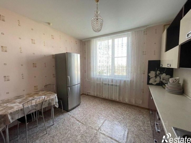 3-комн квартира ул Салмышская, 70/2,  д. 70/2