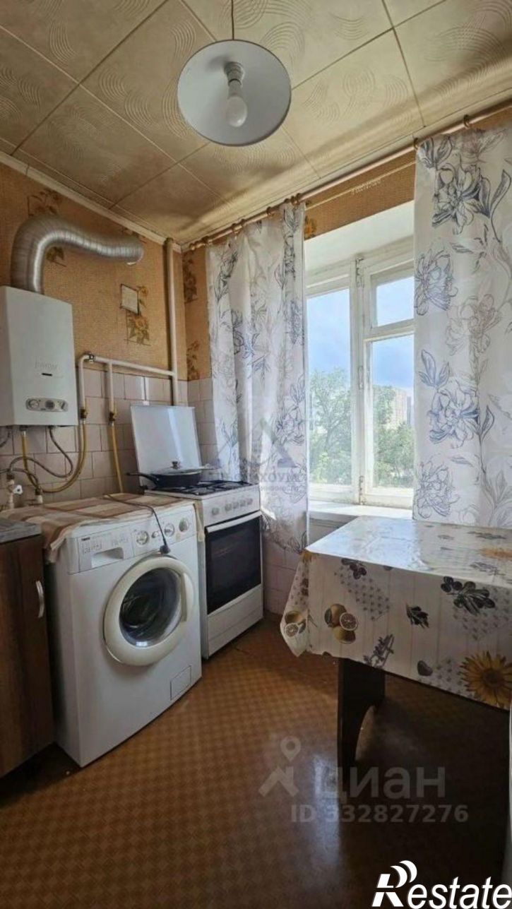 3-комн квартира ул Потехина, 31,  д. 31