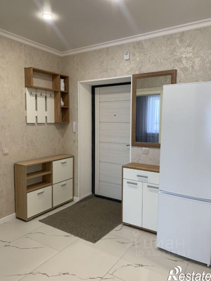2-комн квартира ул Александрова, 1,  д. 1