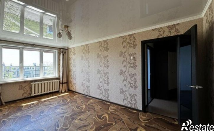 3-комн квартира ул Карагандинская, 98,  д. 98