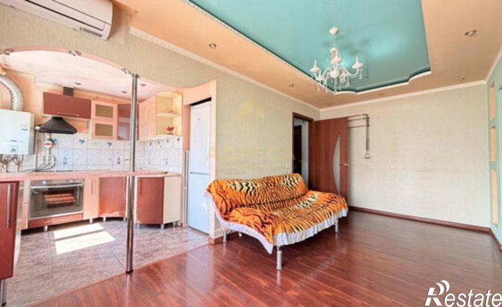 3-комн квартира ул Туркестанская, 8А,  д. 8А