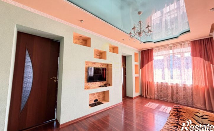 3-комн квартира ул Туркестанская, 8А,  д. 8А