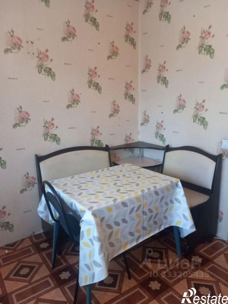 2-комн квартира ул Театральная, 1,  д. 1