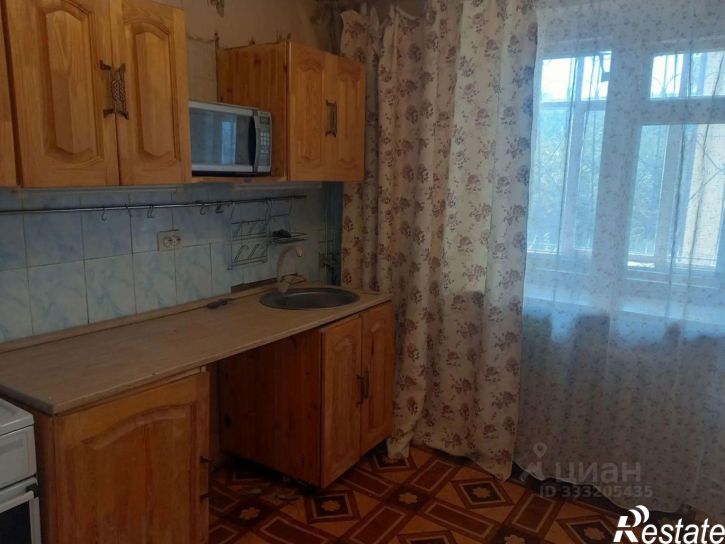 2-комн квартира ул Театральная, 1,  д. 1