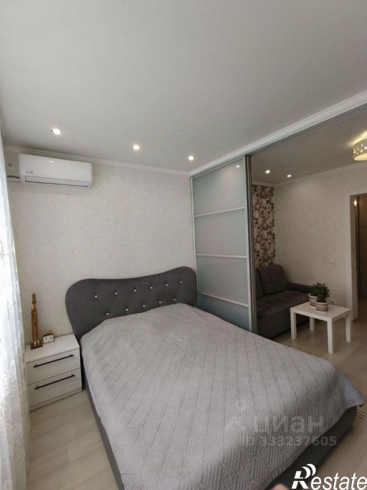 2-комн квартира ул Поляничко, 1,  д. 1