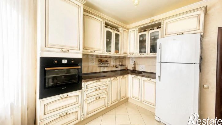 3-комн квартира ул Салмышская, 45,  д. 45