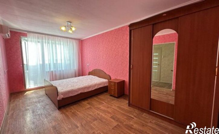 1-комн квартира пр-кт Победы, 107,  д. 107
