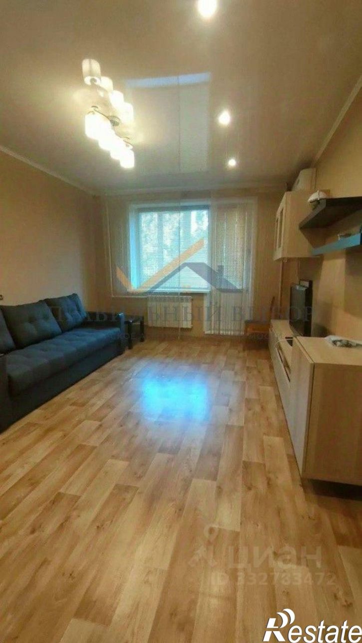 1-комн квартира мкр 70 лет ВЛКСМ, 21,  д. 21