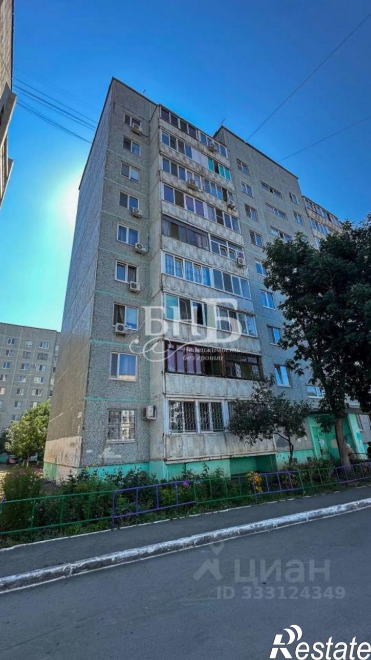 1-комн квартира ул Конституции СССР, 15/2,  д. 15/2