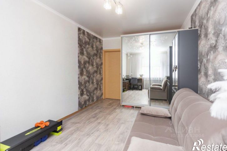3-комн квартира ул Чкалова, 15/2,  д. 15/2