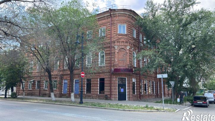 3-комн квартира ул Кобозева, 31,  д. 31