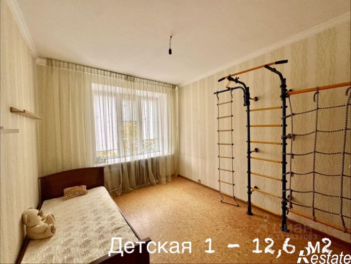 4-комн квартира улица 8 Марта, 1В,  д. 1В