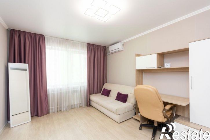 2-комн квартира улица Поляничко, 8,  д. 8