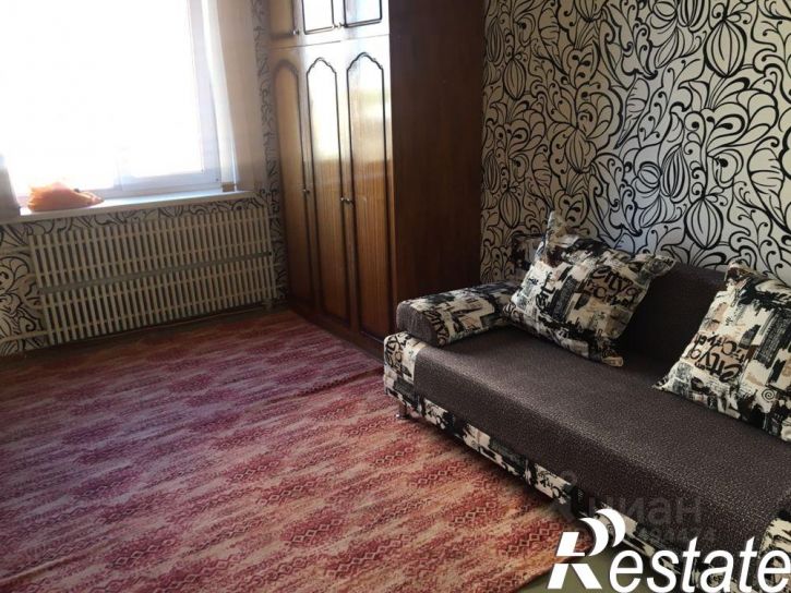 2-комн квартира Просторная улица, 10,  д. 10