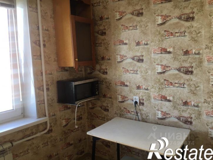 2-комн квартира Просторная улица, 10,  д. 10