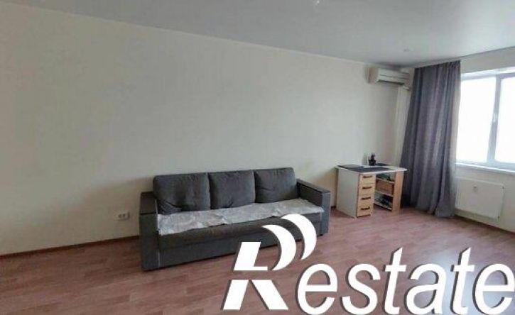 1-комн квартира улица Братьев Хусаиновых, 4,  д. 4