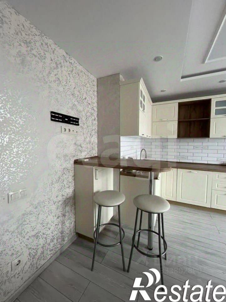 3-комн квартира улица Поляничко, 3/1,  д. 3/1