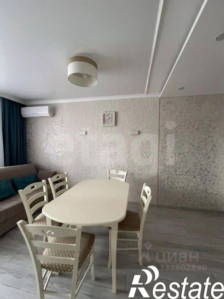 3-комн квартира улица Поляничко, 3/1,  д. 3/1