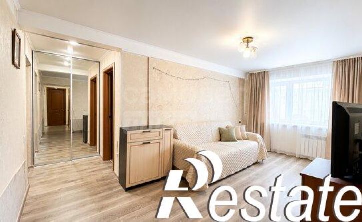 3-комн квартира улица Ткачева, 2В,  д. 2В
