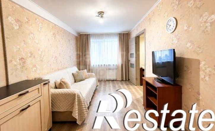 3-комн квартира улица Ткачева, 2В,  д. 2В