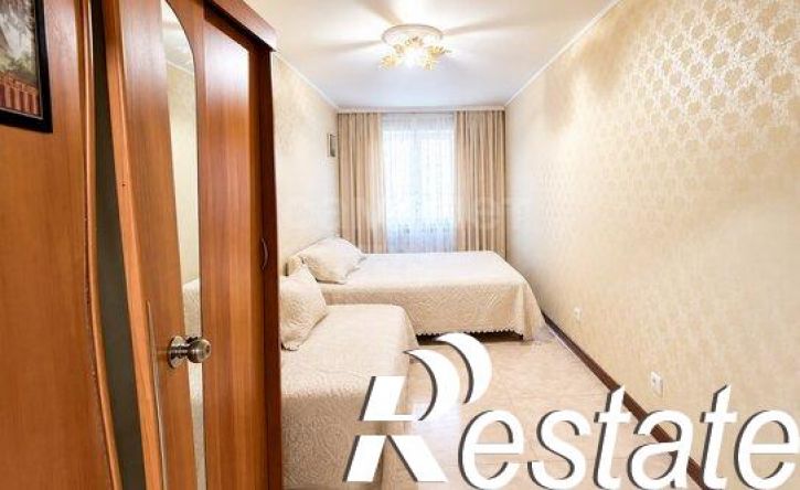 3-комн квартира улица Ткачева, 2В,  д. 2В