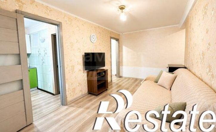 3-комн квартира улица Ткачева, 2В,  д. 2В