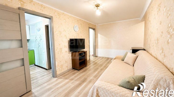 3-комн квартира улица Ткачева, 2В,  д. 2В