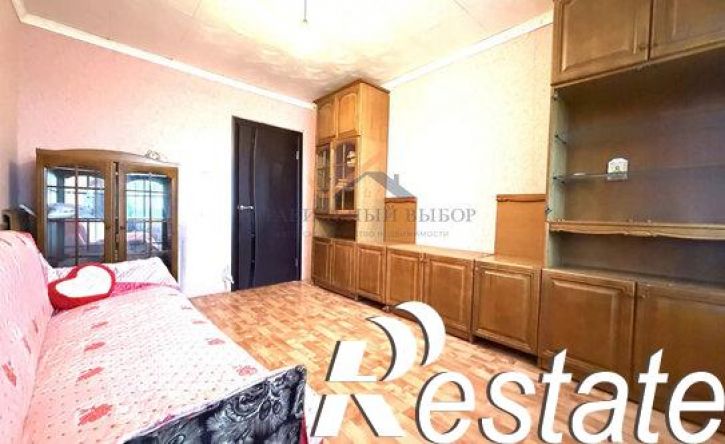 3-комн квартира Просторная улица, 8,  д. 8